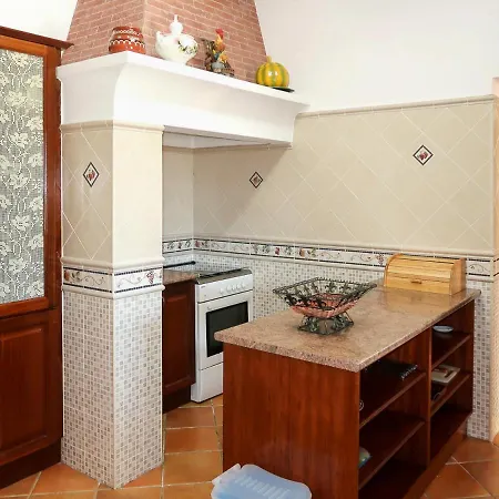 Paraiso Sleeps 8 With Pool Air Con And Wifi Villa Olhão