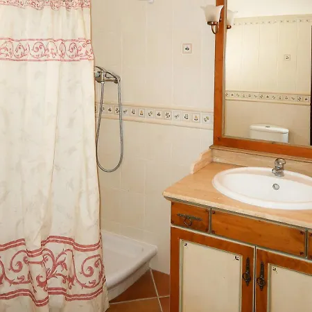 Paraiso Sleeps 8 With Pool Air Con And Wifi *